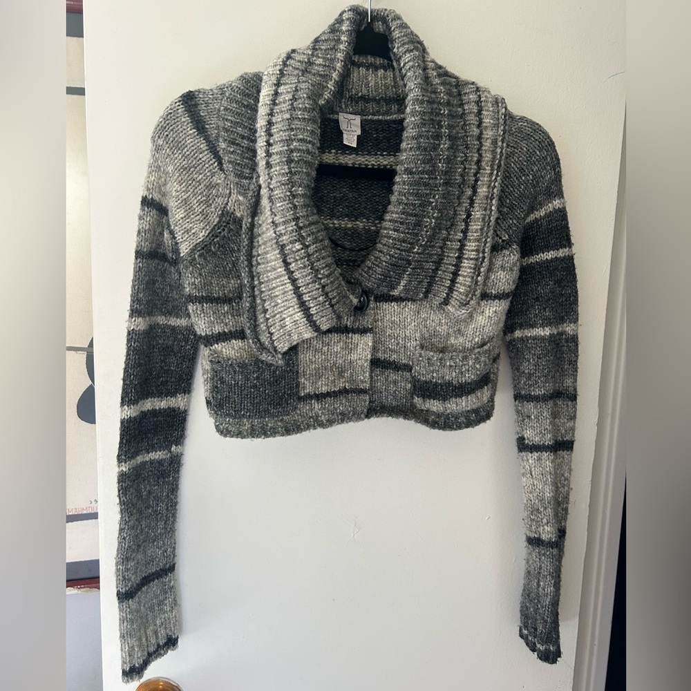 Tristan Vintage Cropped Sweater